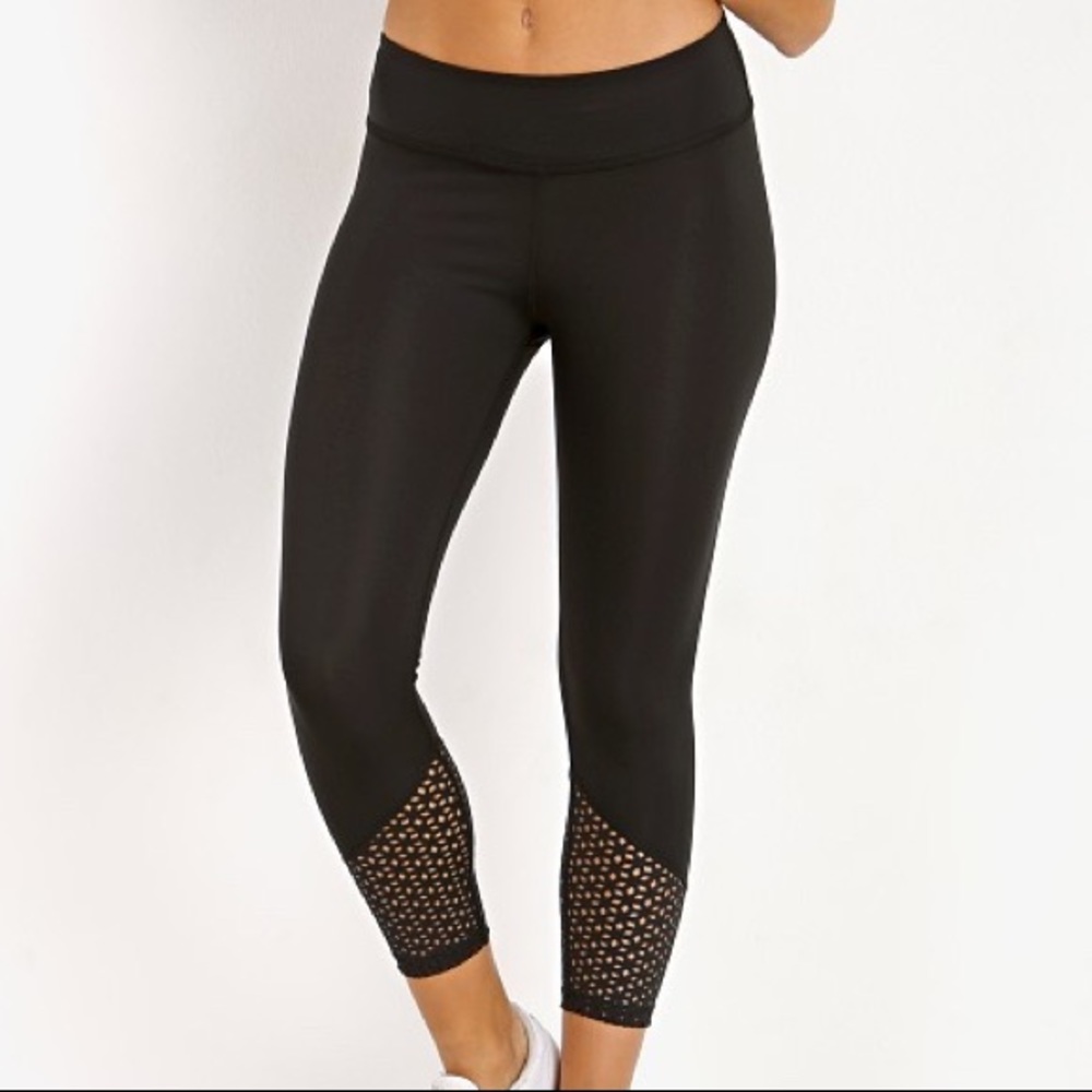 Beyond Yoga Perfect Angels Capri Leggings